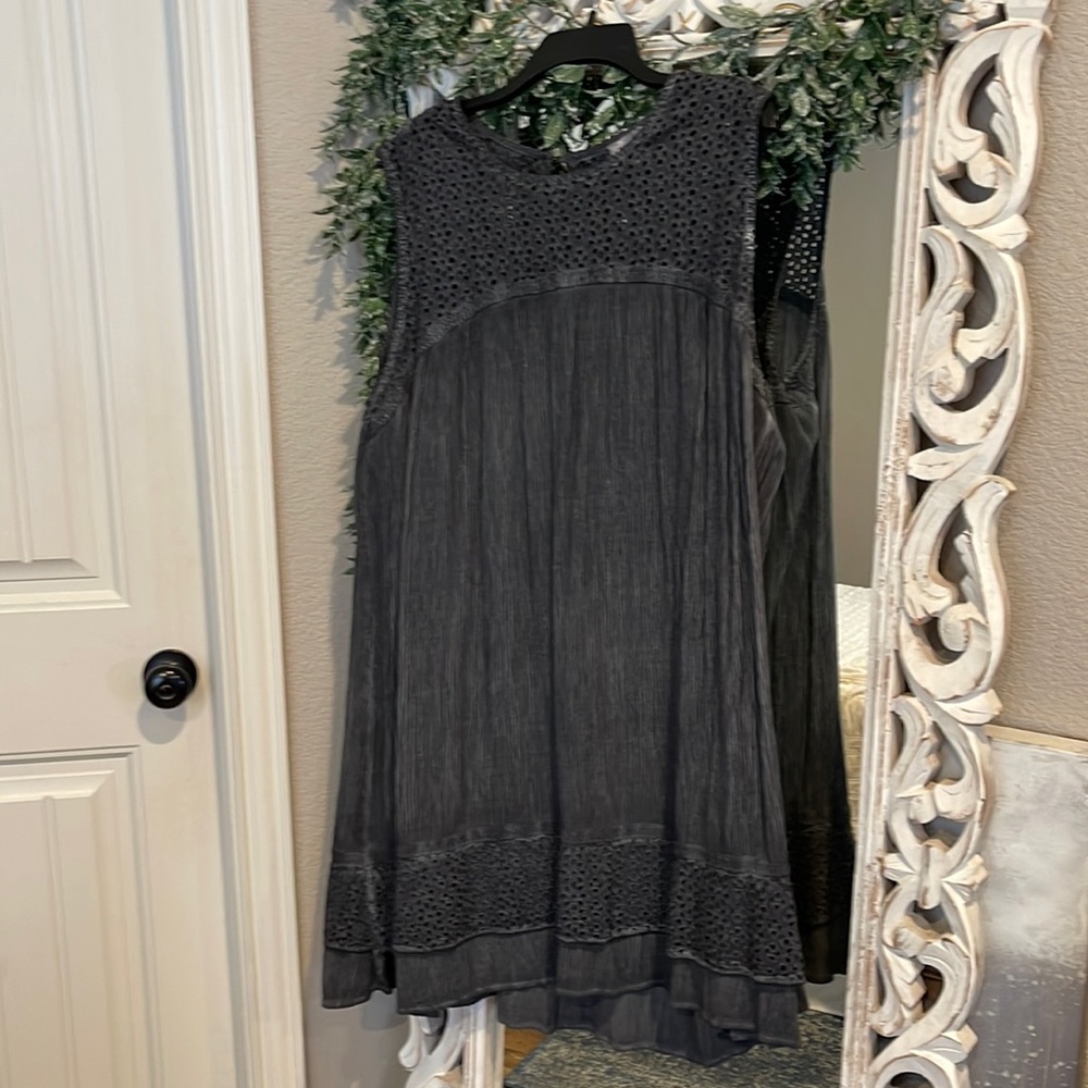 Knox Rose Blk Sleeveless Dress